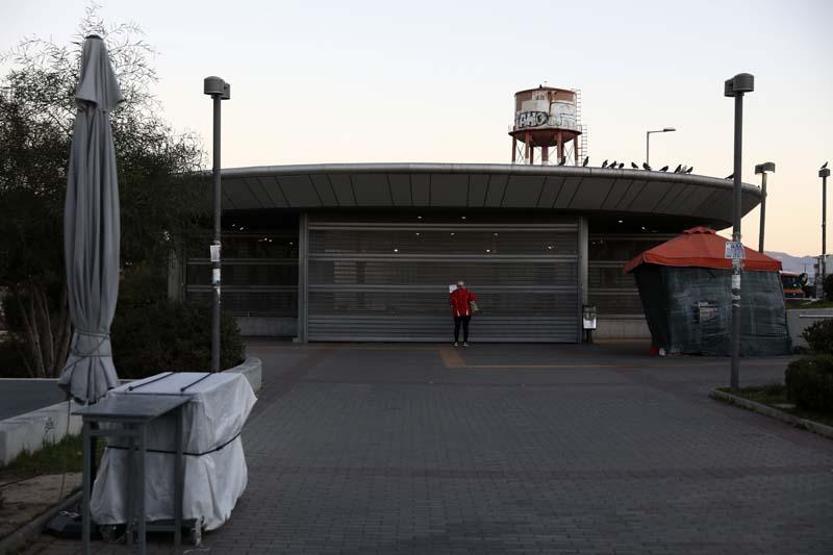 Yunanistanda 24 saatlik memur grevi hayatı felçe etti