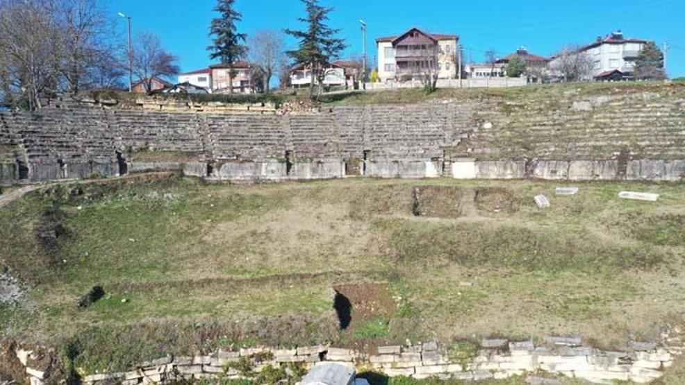 Düzcenin Efes Antik Kenti gün yüzüne çıkıyor