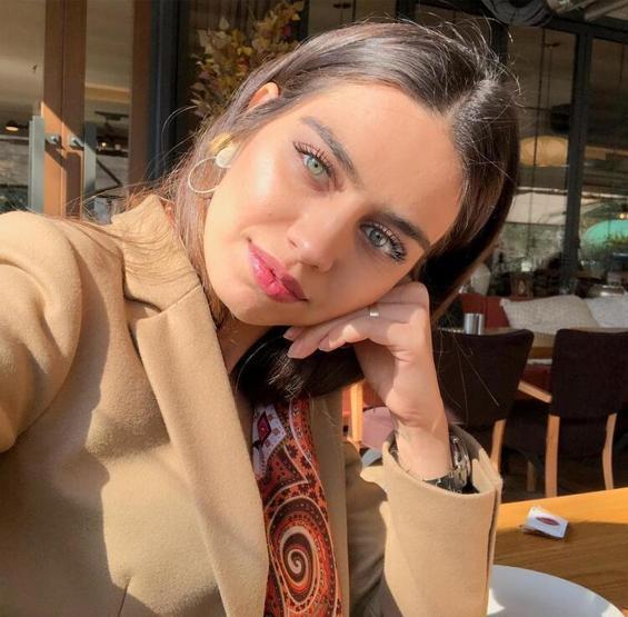 Mesut Özilin eşi Amine Gülşeden müjdeli haber
