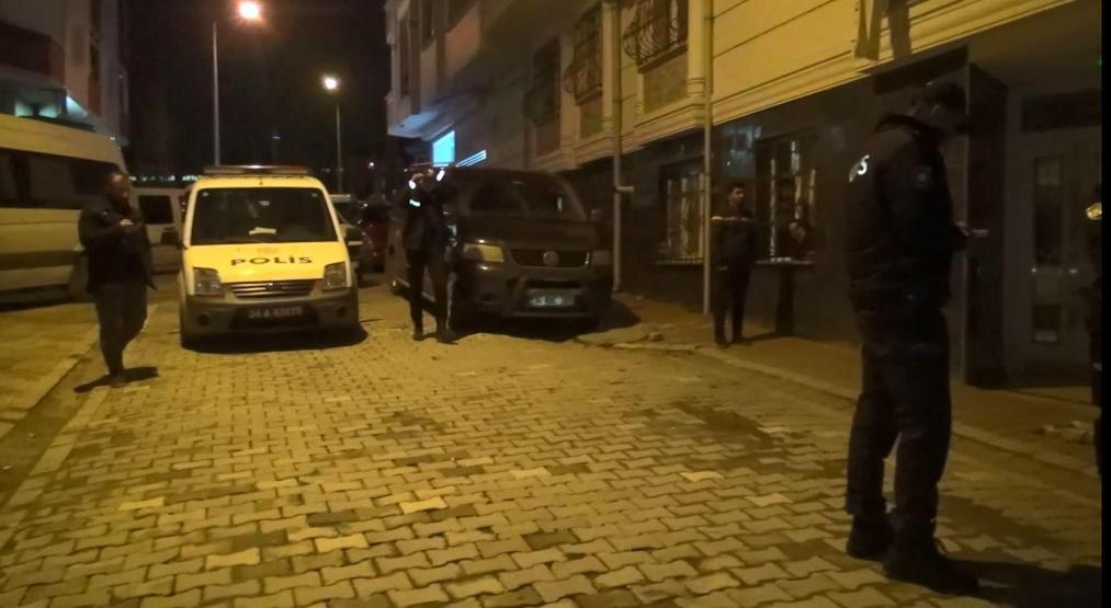 İstanbulda akılalmaz olay Sokak ortasında adam kaçırdılar