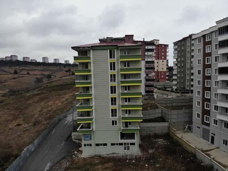 Zemini kayan binanın yıkımı için karar bekleniyor