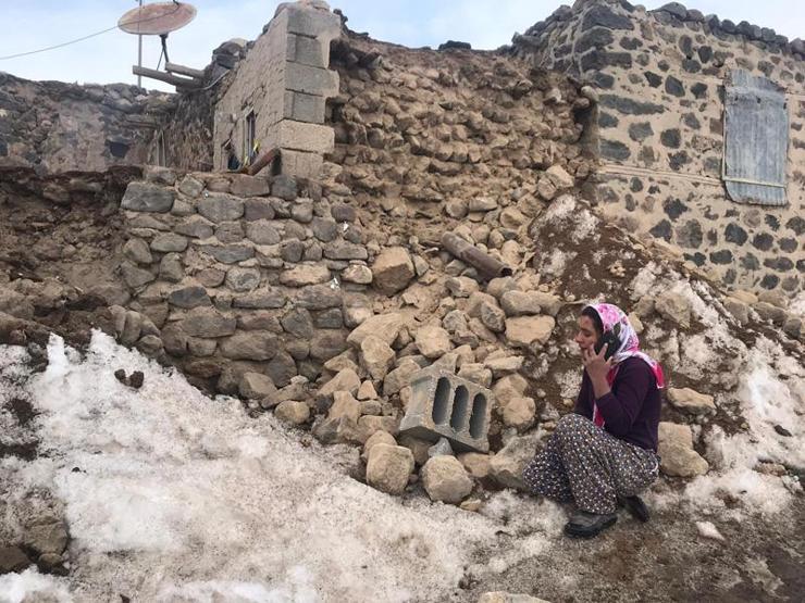 İran sınırında deprem Depremin vurduğu Vandan ilk kareler