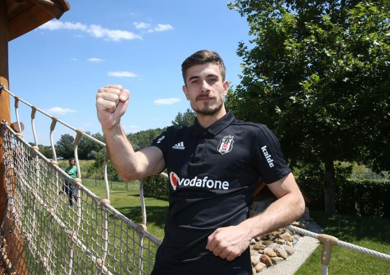 Beşiktaşta şok ayrılık Karar değiştirdi