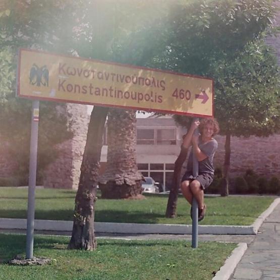En sağdaki dört göz benim