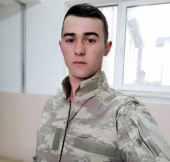 Son dakika...İdlibde hain saldırı Şehitlerin kimlikleri belli oldu