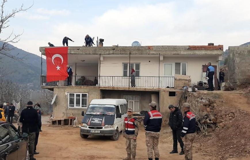 Son dakika...İdlibde hain saldırı Şehitlerin kimlikleri belli oldu