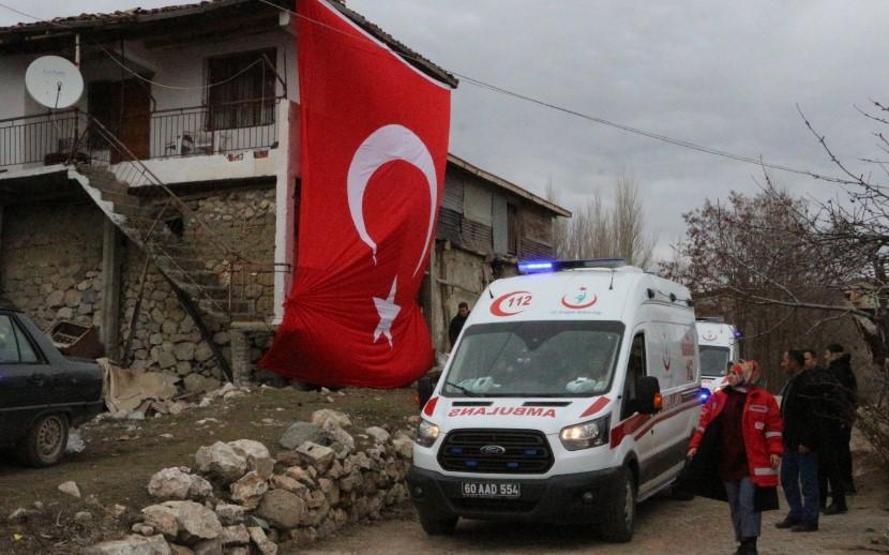 Son dakika...İdlibde hain saldırı Şehitlerin kimlikleri belli oldu