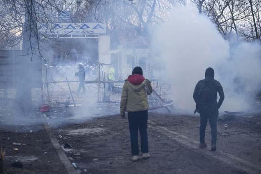 Pazarkulede göçmenlerin bekleyişi devam ediyor