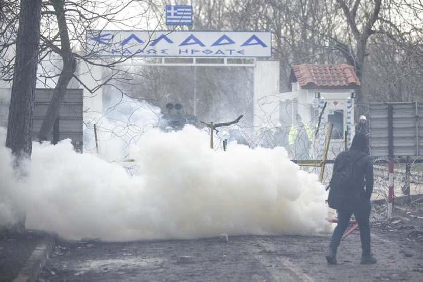 Pazarkulede göçmenlerin bekleyişi devam ediyor
