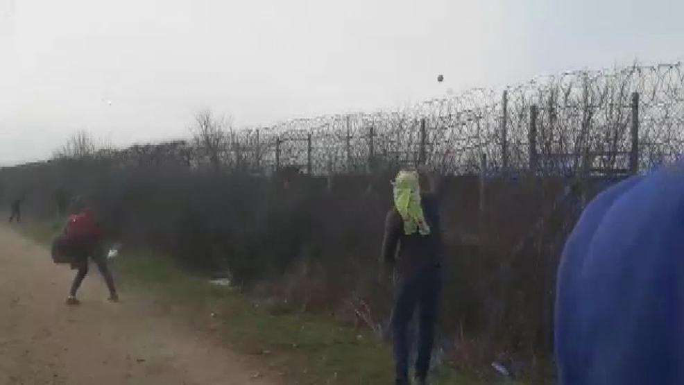 Pazarkulede göçmenlerin bekleyişi devam ediyor