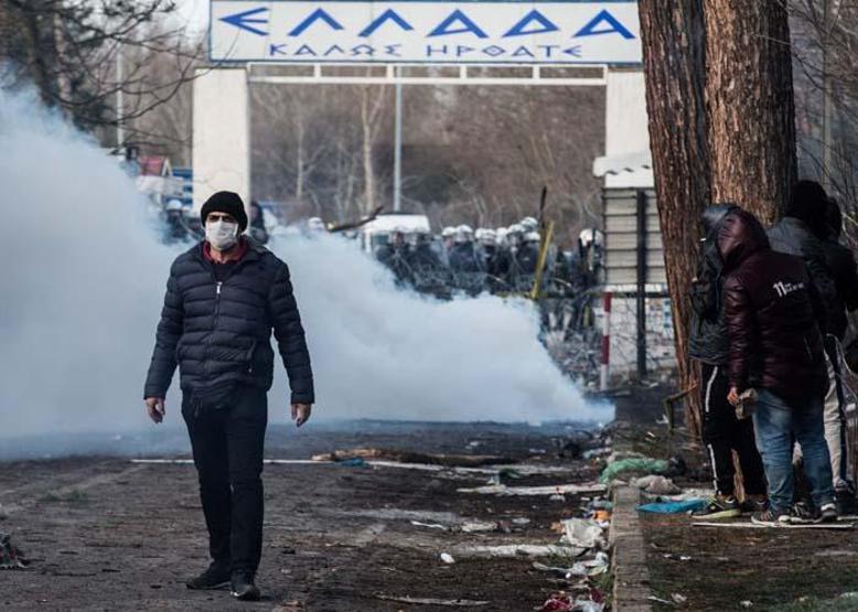 Pazarkulede göçmenlerin bekleyişi devam ediyor
