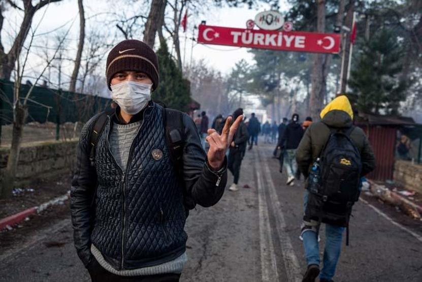 Pazarkulede göçmenlerin bekleyişi devam ediyor