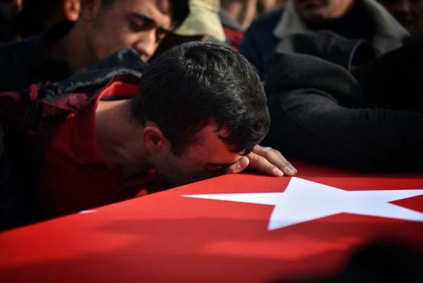Türkiye şehitlerini uğurluyor