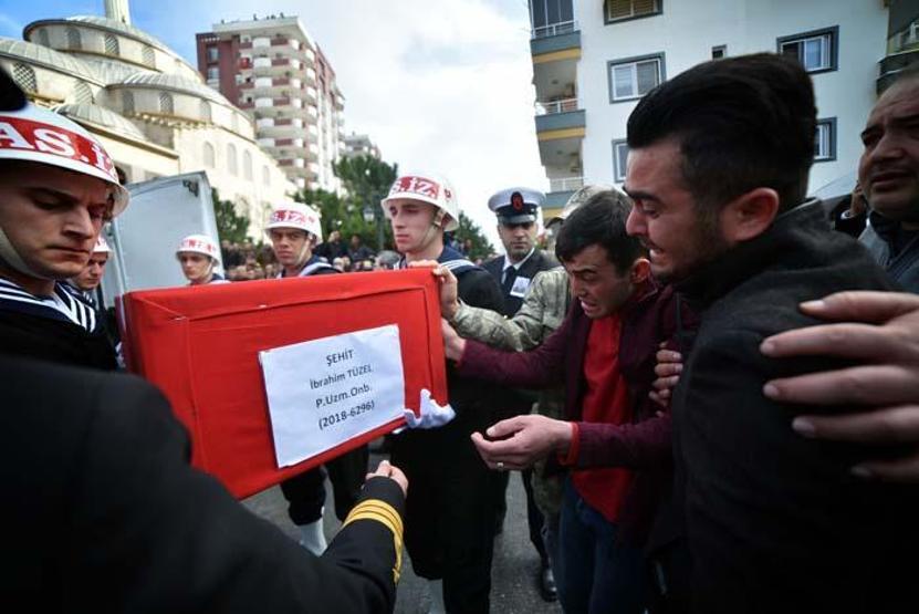 Türkiye şehitlerini uğurluyor