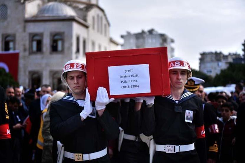 Türkiye şehitlerini uğurluyor
