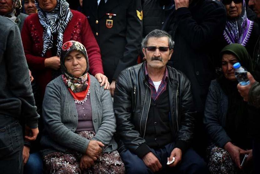 Türkiye şehitlerini uğurluyor