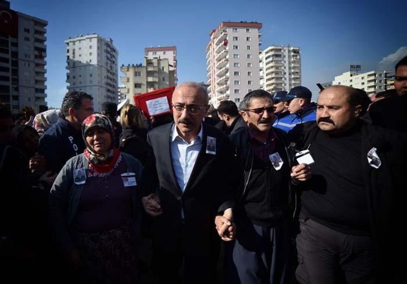 Türkiye şehitlerini uğurluyor
