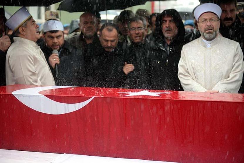 Türkiye şehitlerini uğurluyor