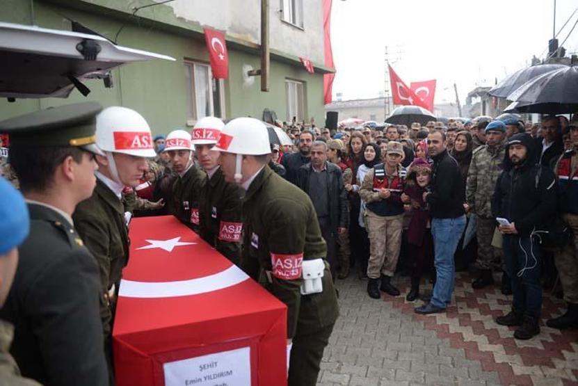 Türkiye şehitlerini uğurluyor