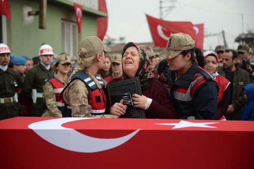 Türkiye şehitlerini uğurluyor