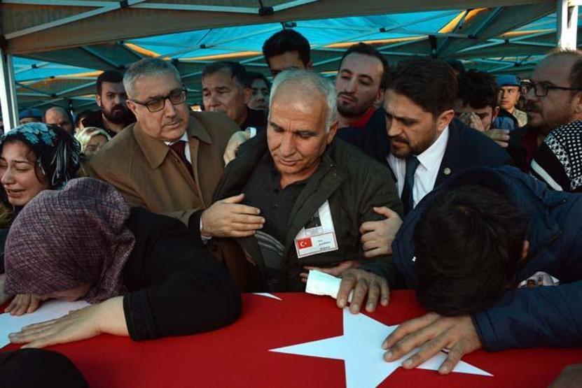 Türkiye şehitlerini uğurluyor