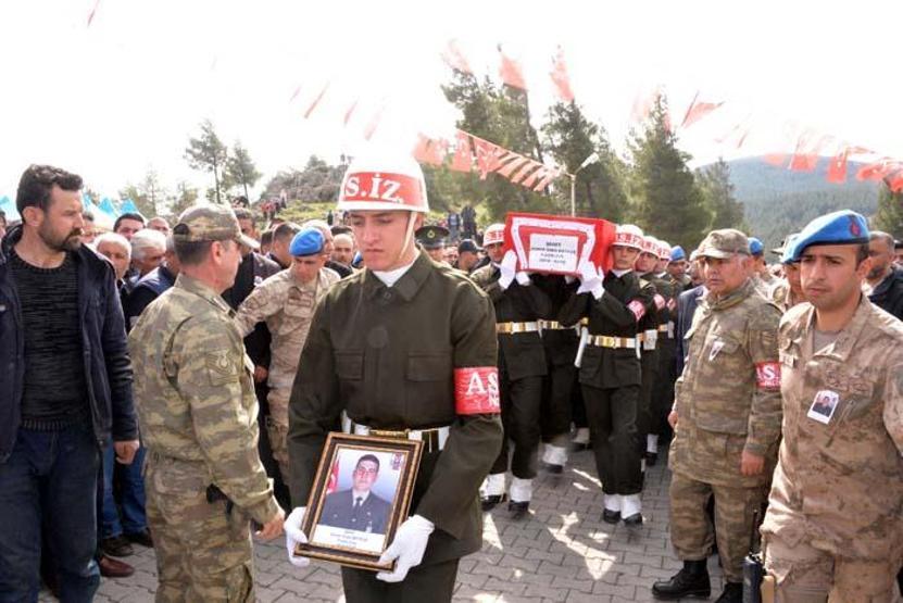 Türkiye şehitlerini uğurluyor