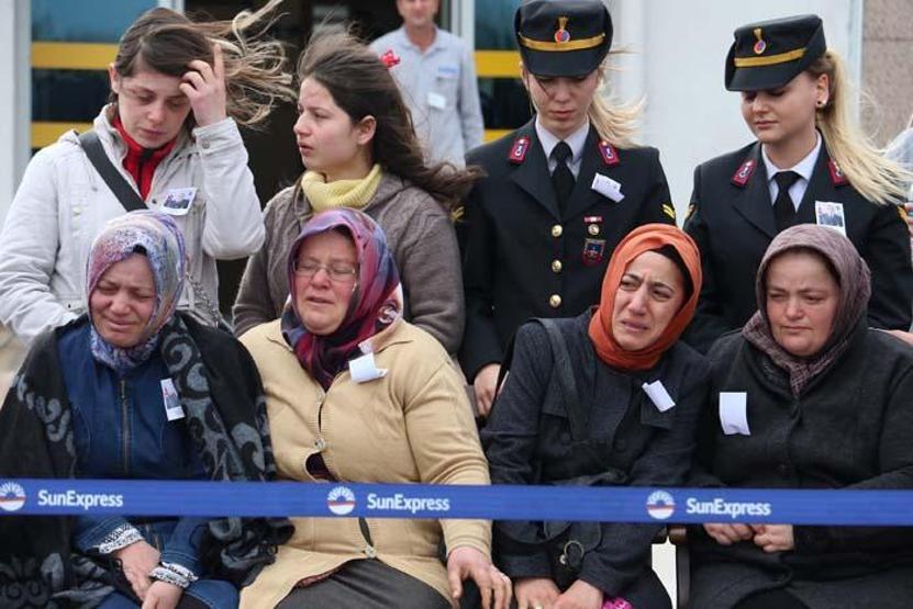 Türkiye şehitlerini uğurluyor
