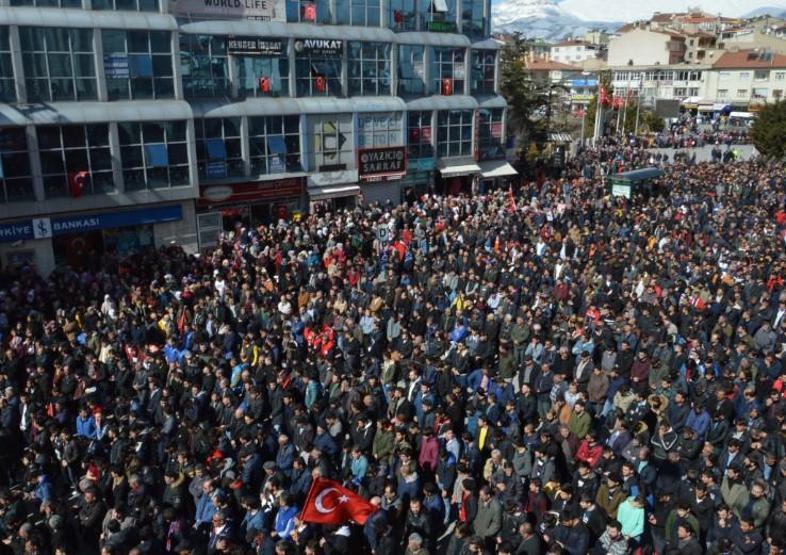 Türkiye şehitlerini uğurluyor
