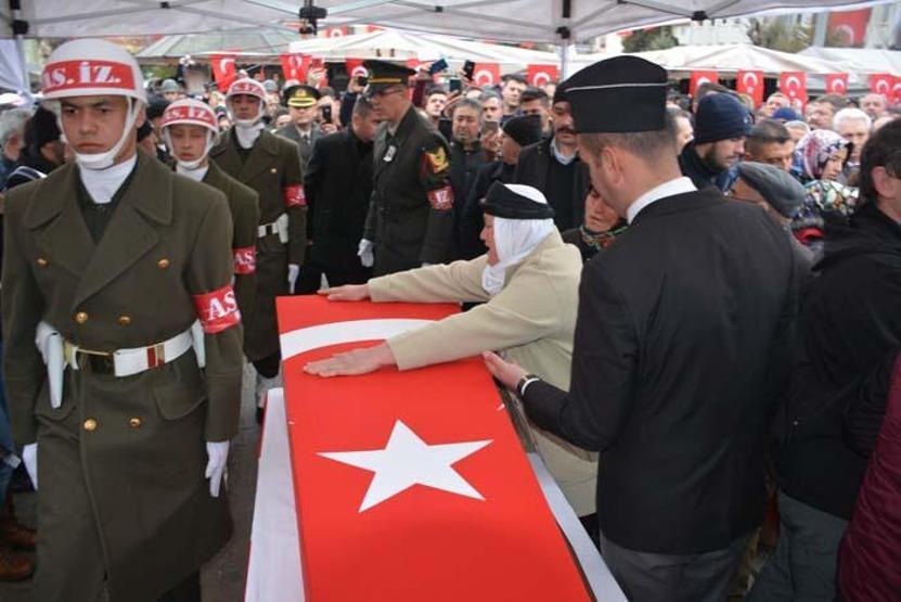 Türkiye şehitlerini uğurluyor