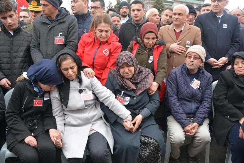 Türkiye şehitlerini uğurluyor