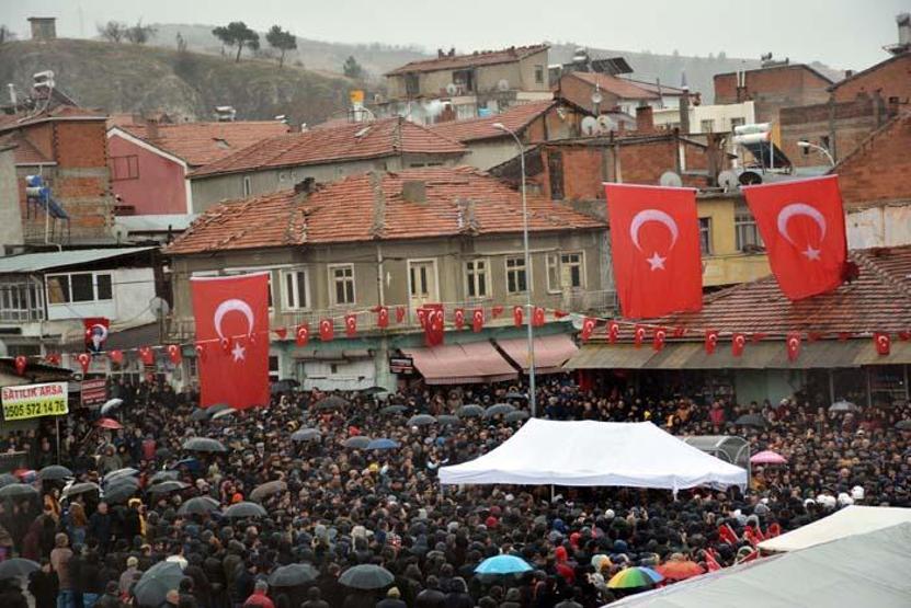 Türkiye şehitlerini uğurluyor