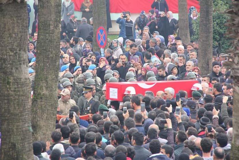 Türkiye şehitlerini uğurluyor