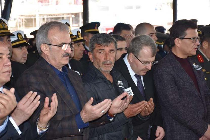 Türkiye şehitlerini uğurluyor