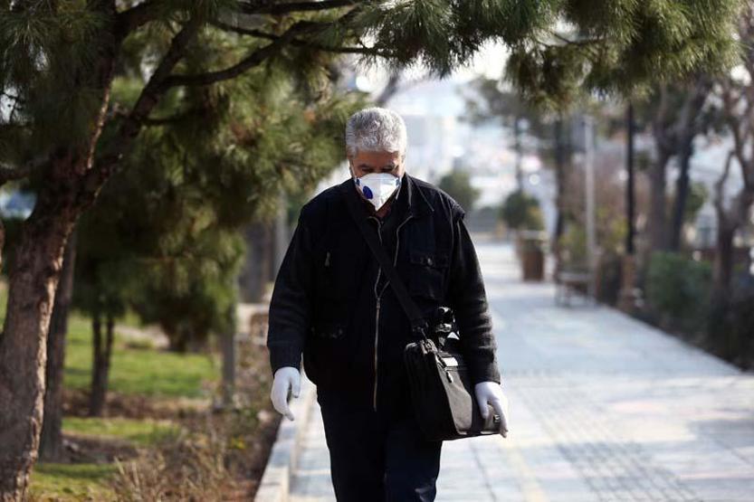 İtalyan siyasetçiden virüs gafı: Canlı fare yenildiğini gördük
