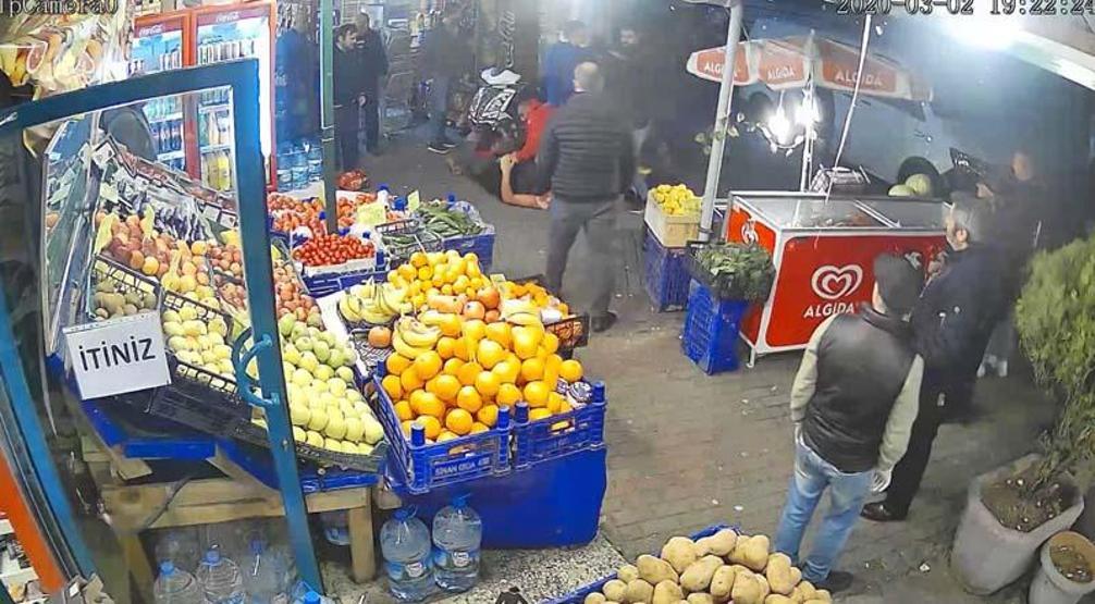 Husumetlisini görünce silahına sarıldı