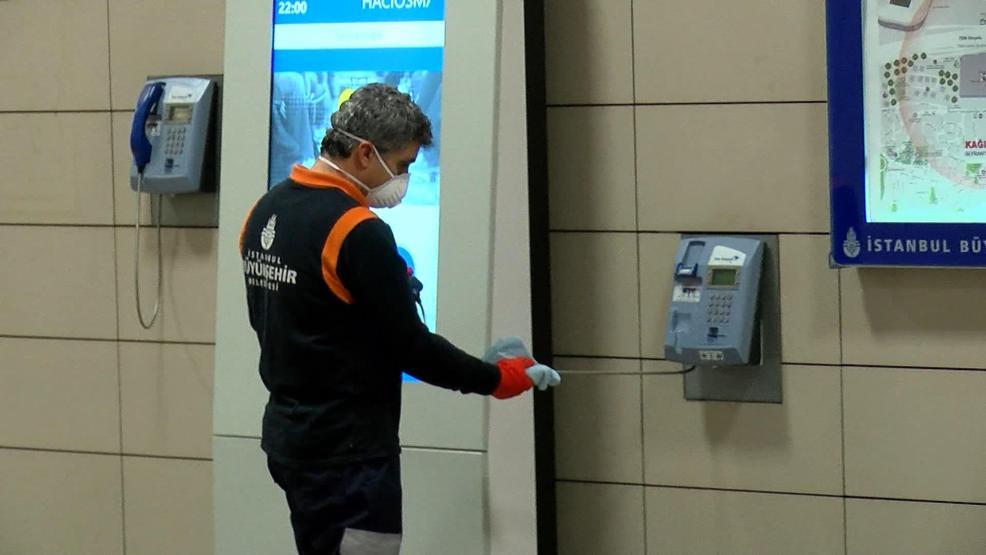 İstanbul metrolarında koronavirüs önlemi