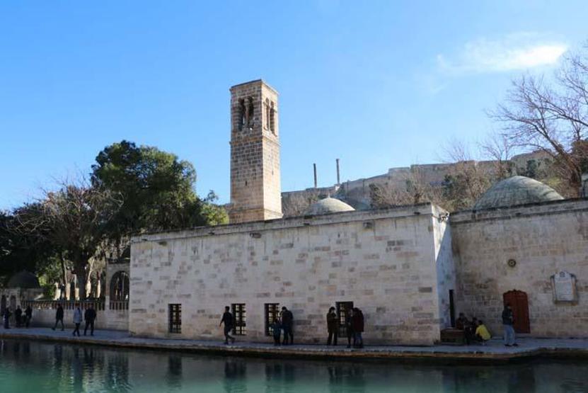 800 yıllık cam ibadete açılıyor