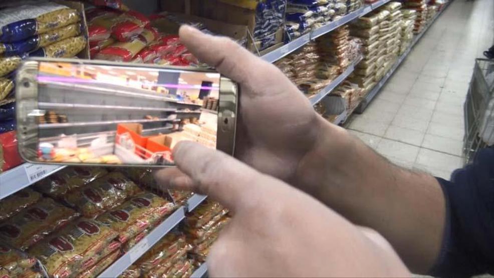 Almanyada koronavirüs paniği: Market rafları hızla boşalıyor