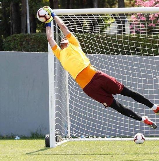 Galatasaraya yeni Muslera: Batuhan Şen