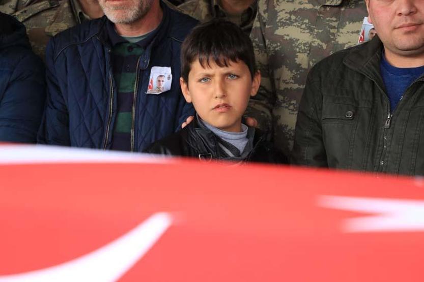 İdlib şehidi sözleşmeli er Enes Kaya son yolculuğuna uğurlandı