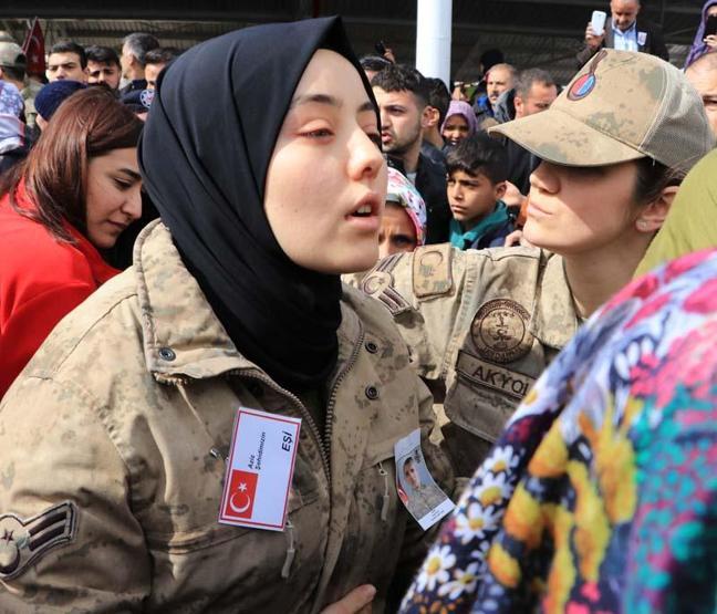 İdlib şehidi sözleşmeli er Enes Kaya son yolculuğuna uğurlandı