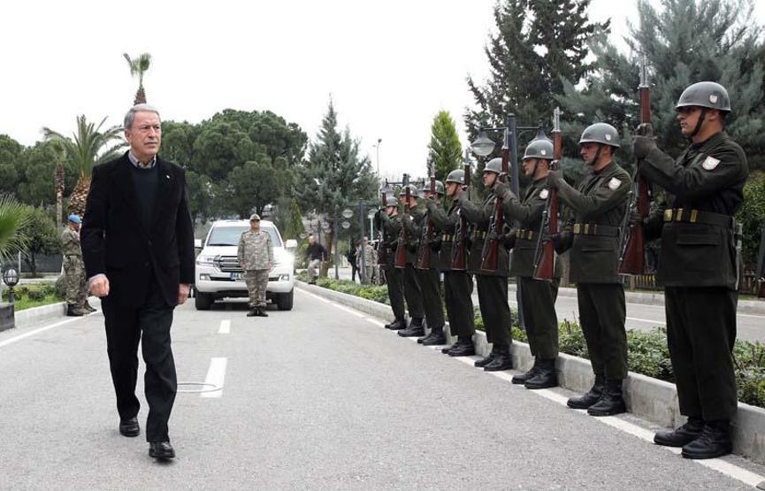 Bakan Akar ve komutanlar sıfır noktasında