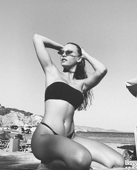 Cem Yılmaz ve Serenay Sarıkaya artık kaçmıyor Böyle poz verdiler...