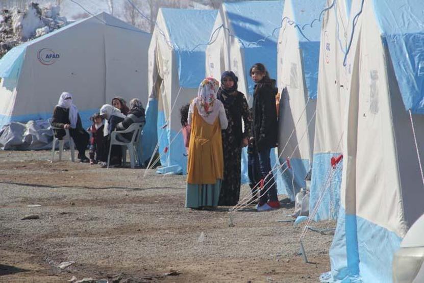 Van depreminin yaraları sarılıyor