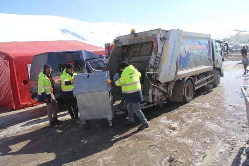 Van depreminin yaraları sarılıyor