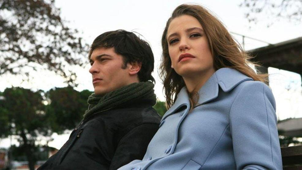 Çağatay Ulusoy Serenay Sarıkayaya hâlâ âşık olabilir mi