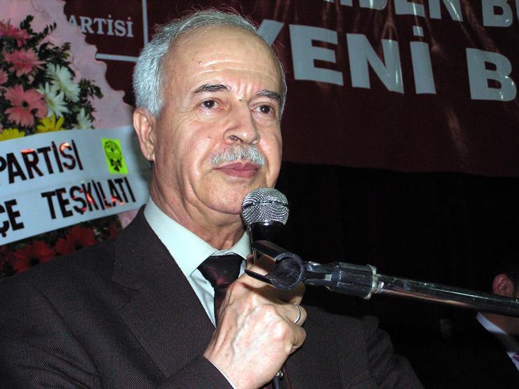 Eski Adalet Bakanı Şevket Kazan hayatını kaybetti