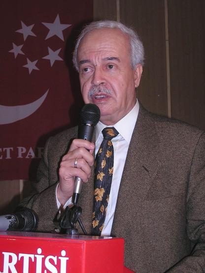 Eski Adalet Bakanı Şevket Kazan hayatını kaybetti