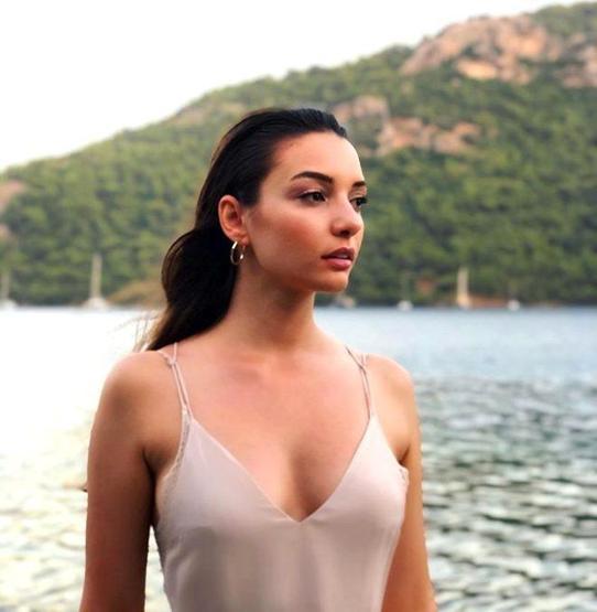 Damla Colbay: Sette yediklerimi evden götürüyorum