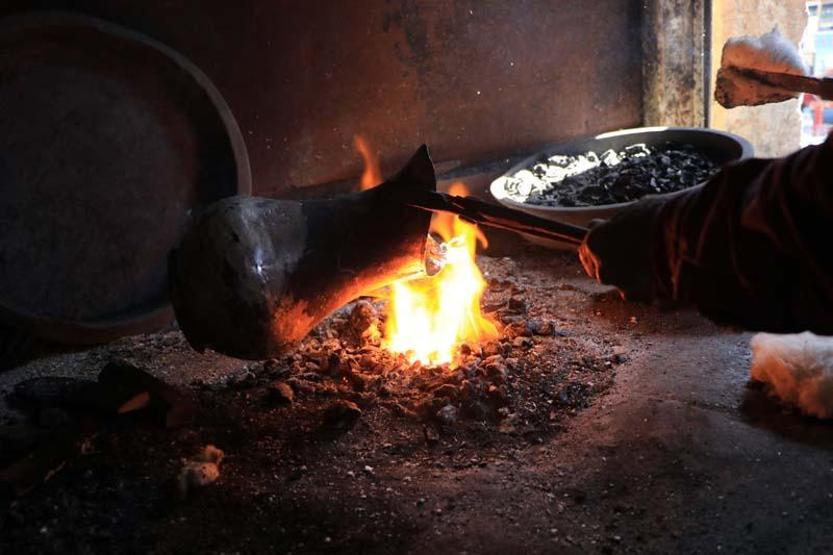 Adanalı ‘süper kalaycı’ ayda 15 bin lira kazanıyor